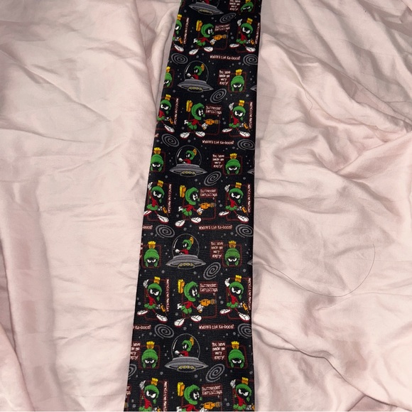 Lot of 3 Looney Tunes Mania Neck Ties - Picture 12 of 13